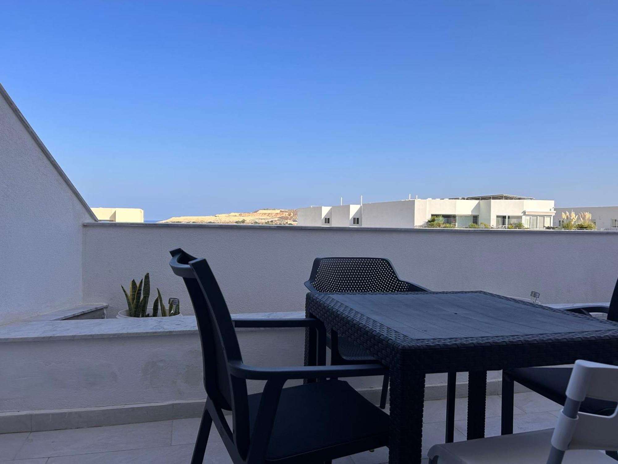 Qawra Penthouse 4Person Ac+Wifi Apartment เซนต์พอลส์เบย์ ภายนอก รูปภาพ