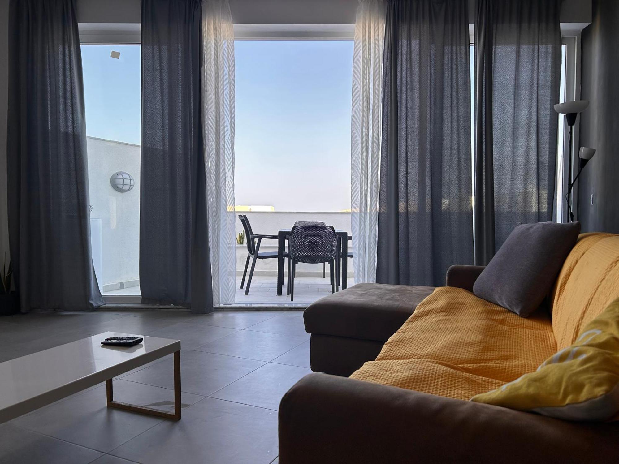 Qawra Penthouse 4Person Ac+Wifi Apartment เซนต์พอลส์เบย์ ภายนอก รูปภาพ